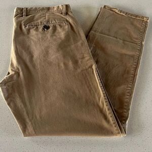 Gap Lived in Slim Khakis Sz. 33/32